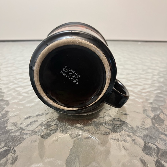 VTG Harley-Davidson Black Mug with Santa Figure - Picture 10 of 12